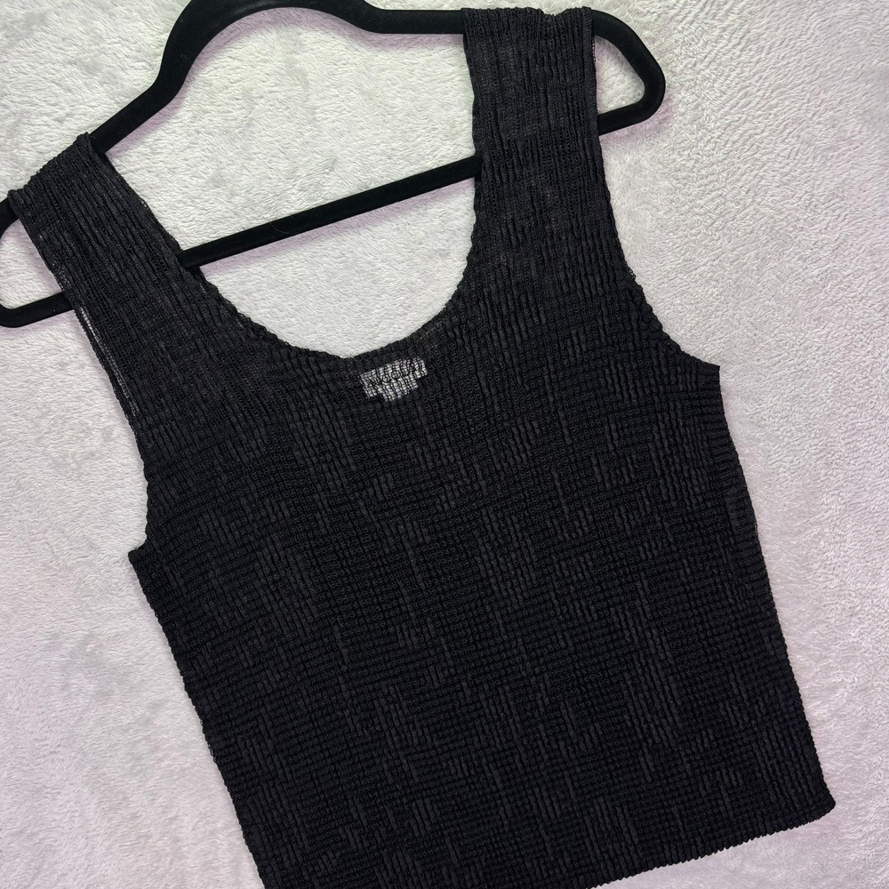Nicola Women Tank Top Sz L Black Semi Sheer Textured Popcorn Knit Scoop Neck